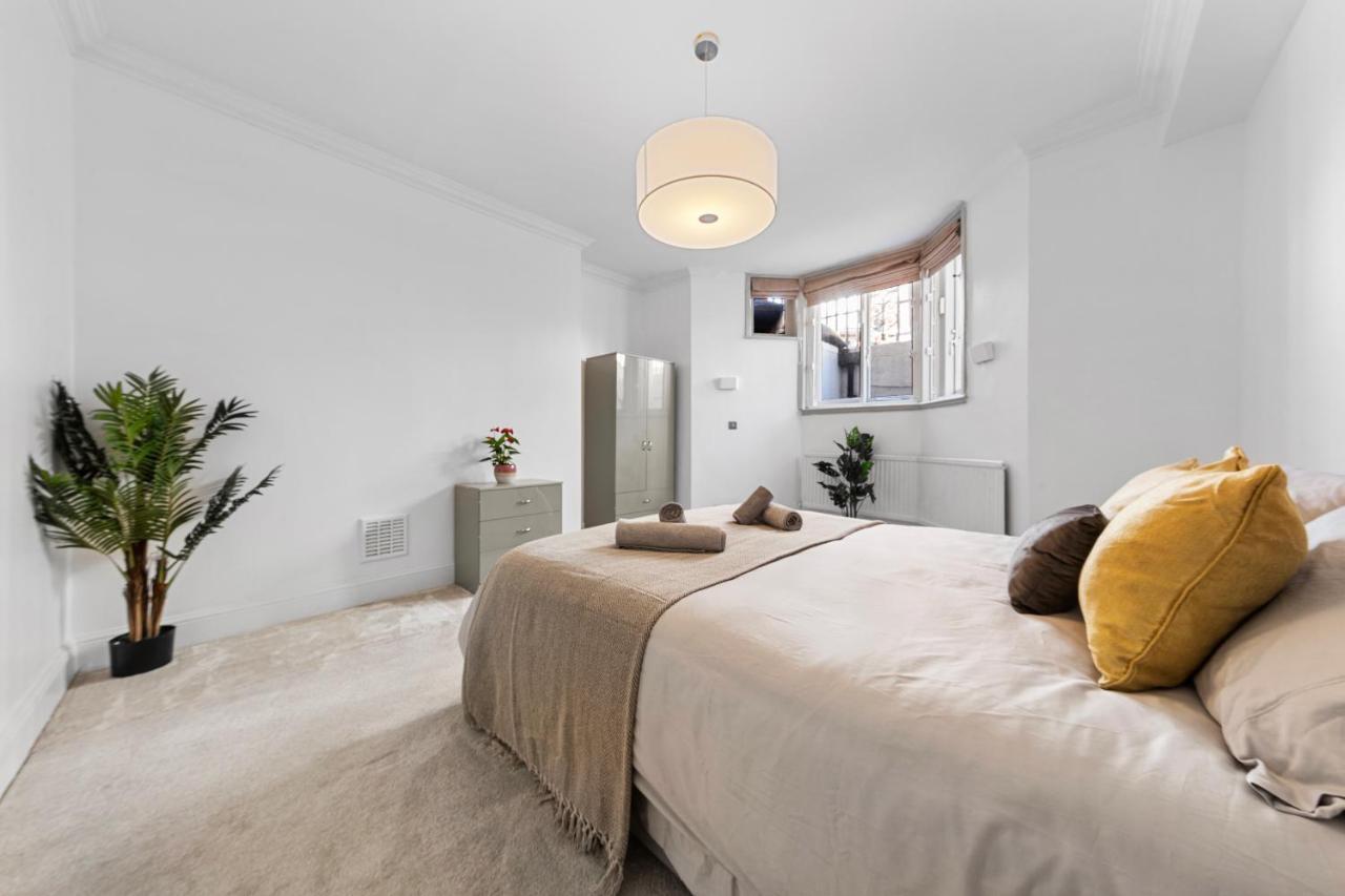 Апартаменты Harrods 2 Bed Lux Flat W/Patio Лондон Экстерьер фото