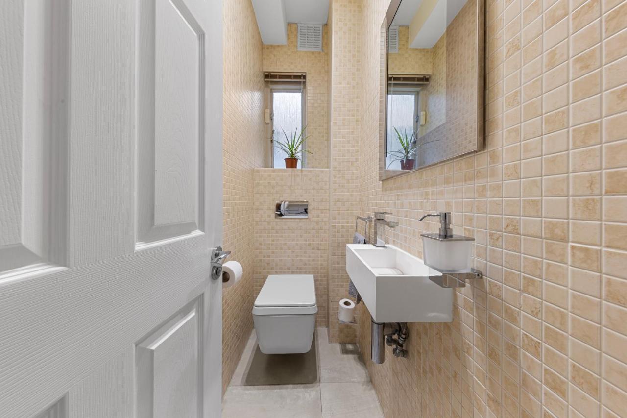Апартаменты Harrods 2 Bed Lux Flat W/Patio Лондон Экстерьер фото