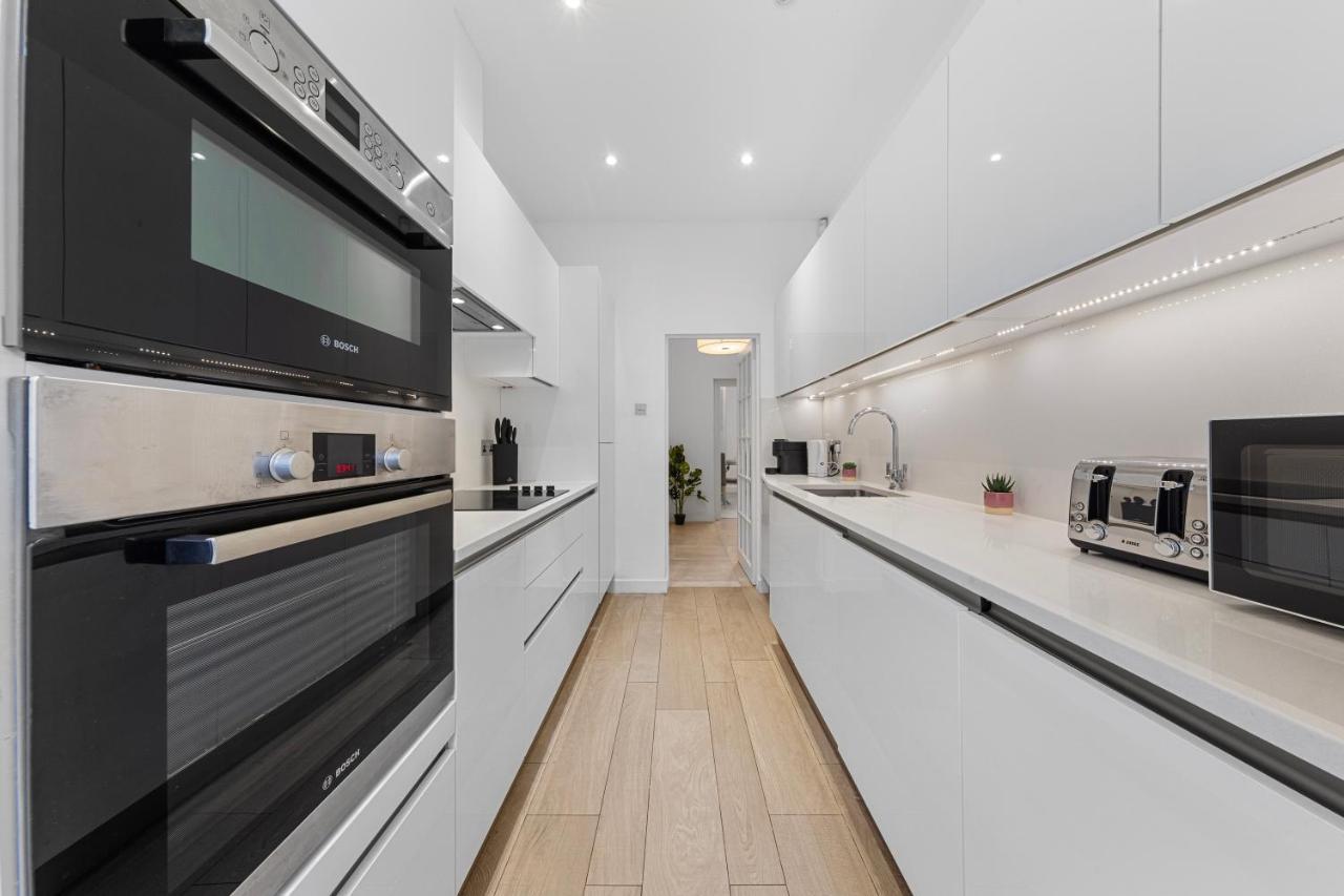 Апартаменты Harrods 2 Bed Lux Flat W/Patio Лондон Экстерьер фото